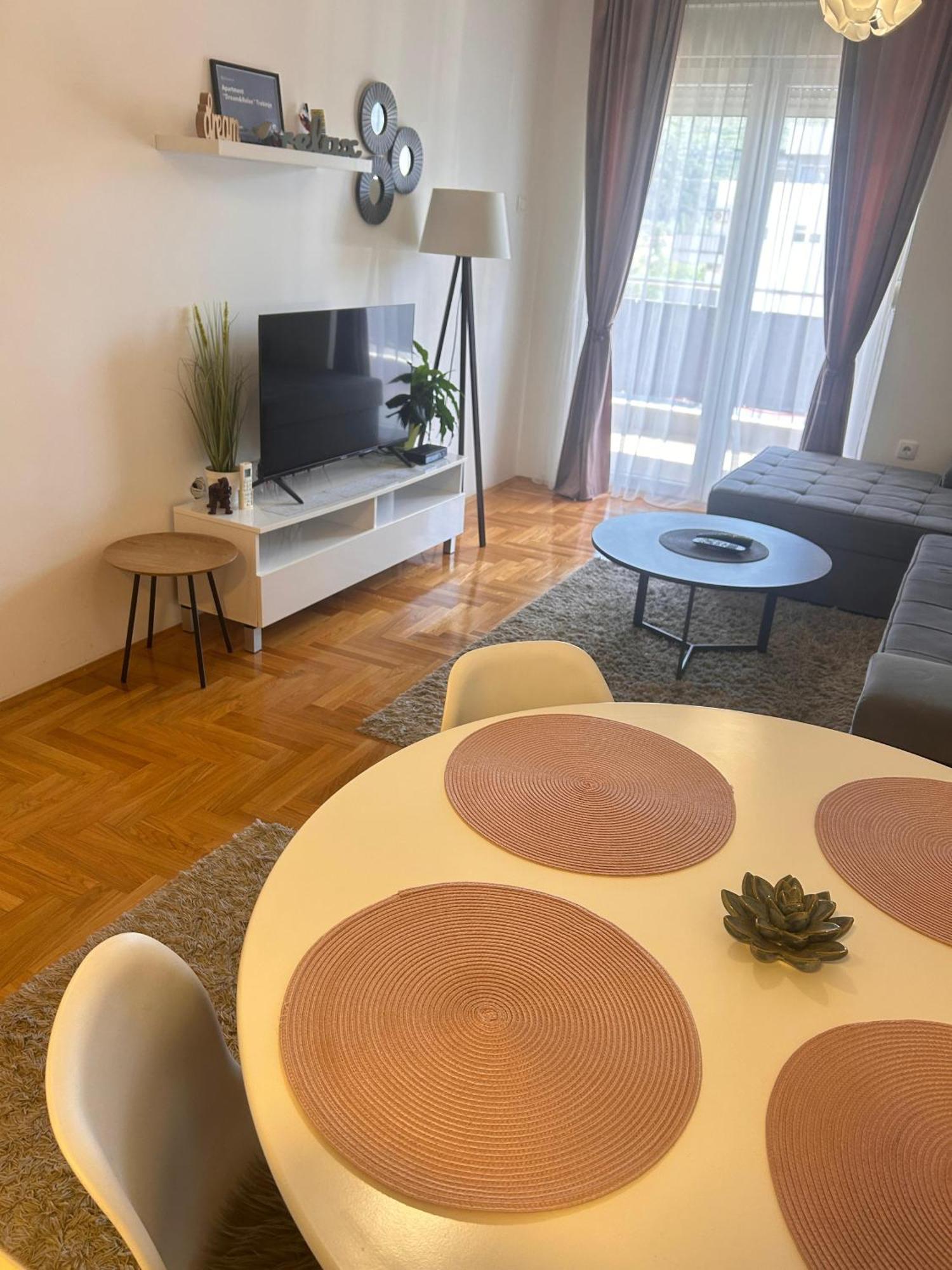 Apartment "Dream&Relax" Τρέμπινιε Εξωτερικό φωτογραφία